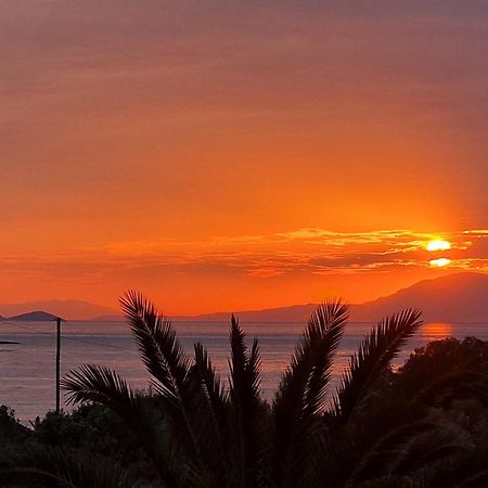 Marfaia - Villa By The Sea Agioi ภายนอก รูปภาพ